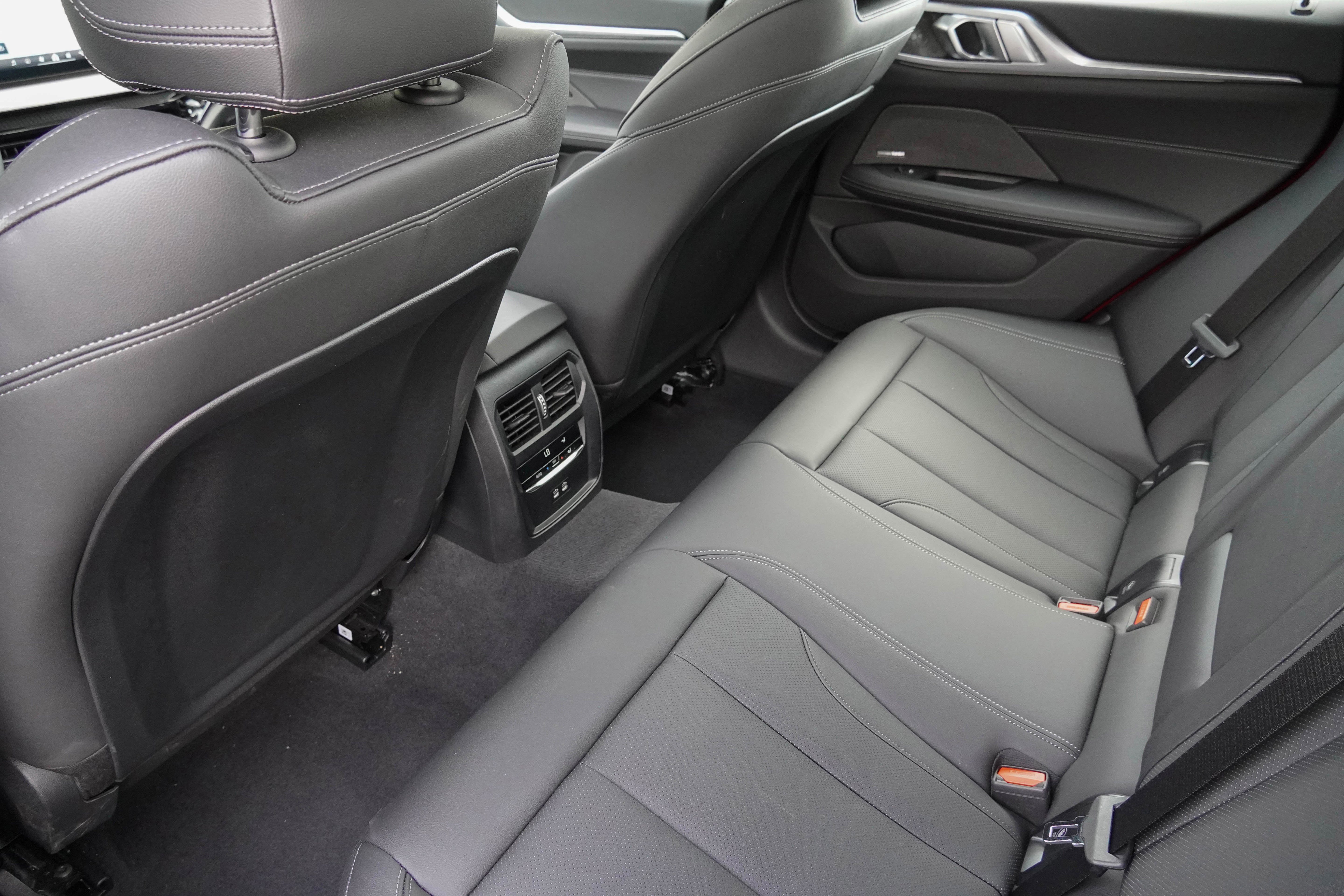 Used 2025 BMW 430i w/ Premium Package image 35