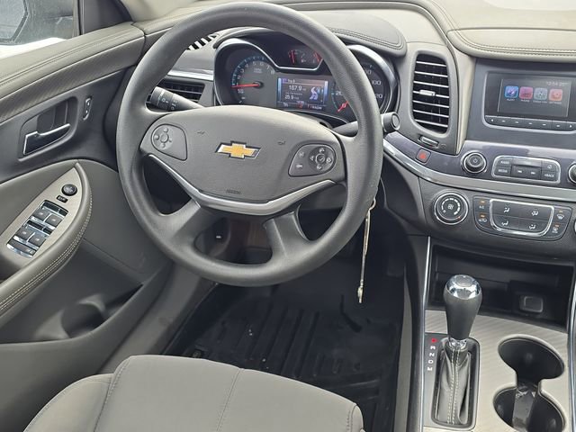 Used 2017 Chevrolet Impala LS image 29