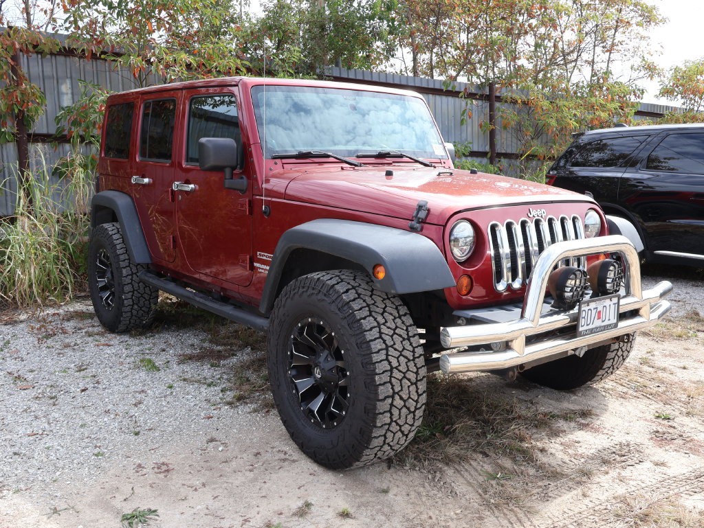Used 2012 Jeep Wrangler Unlimited Sport AWD/4WD image 18