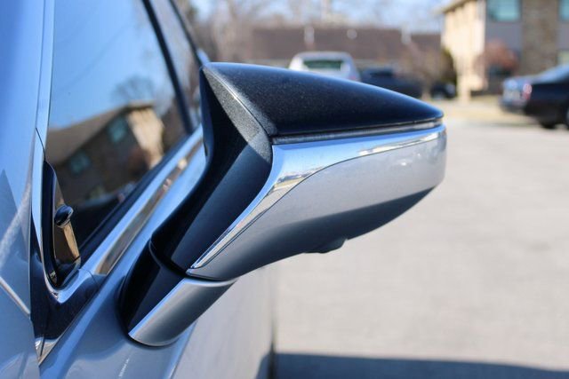 Used 2023 Lexus ES 350 F Sport w/ Accessory Package (Z2) image 7