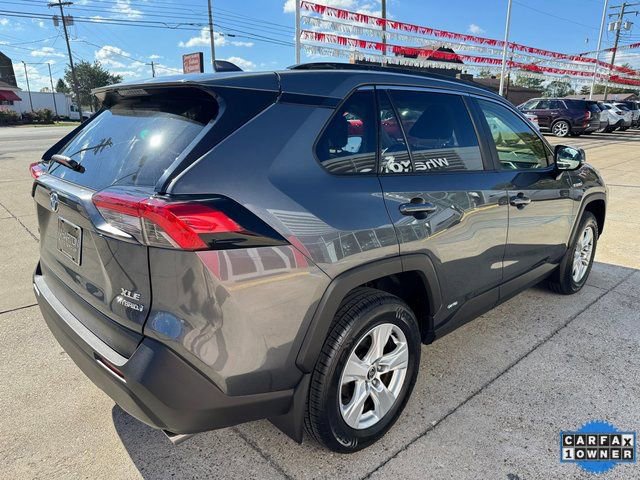 Used 2020 Toyota RAV4 XLE image 22