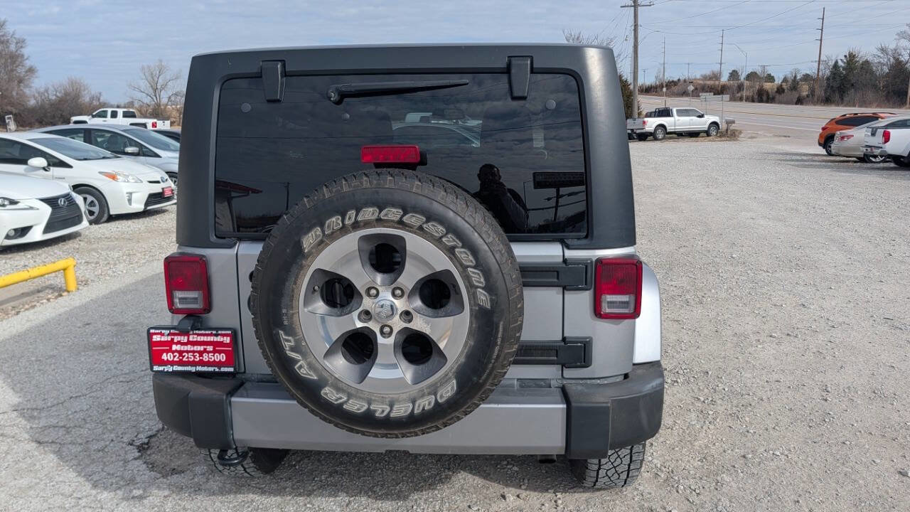 Used 2017 Jeep Wrangler Unlimited Sahara image 4