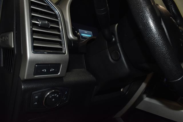 Used 2016 Ford F150 Lariat w/ Equipment Group 502A Luxury image 31