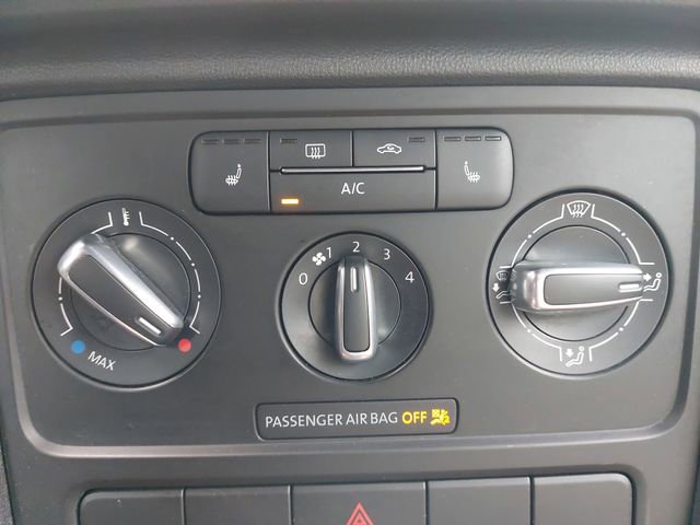 Used 2015 Volkswagen Beetle 1.8T image 23