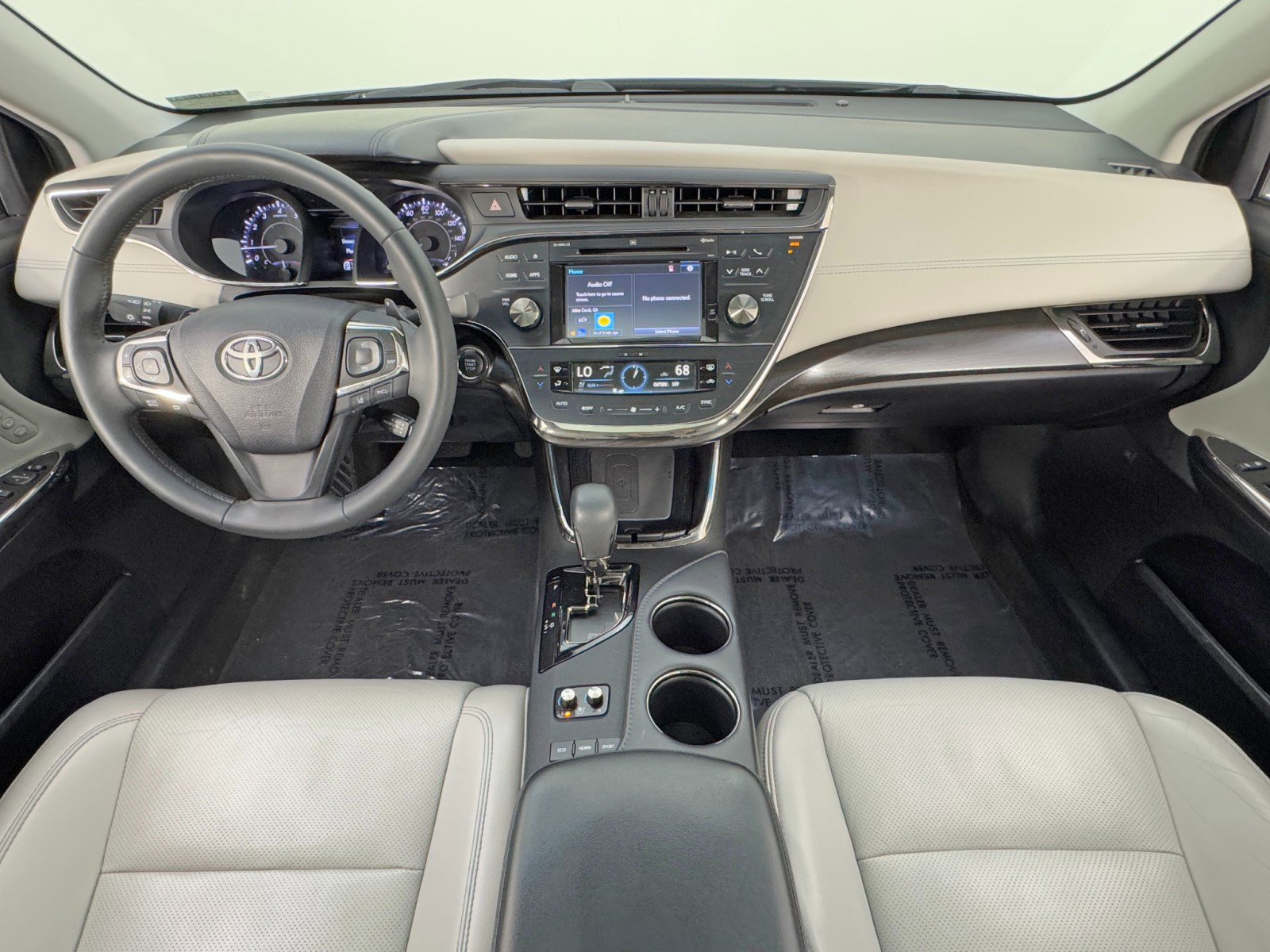 Used 2016 Toyota Avalon Limited w/ Toyota Safety Sense Package image 12