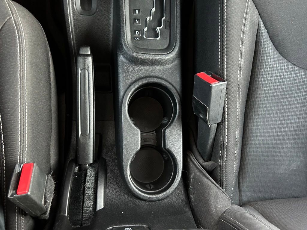 Used 2016 Jeep Wrangler Unlimited Rubicon image 20