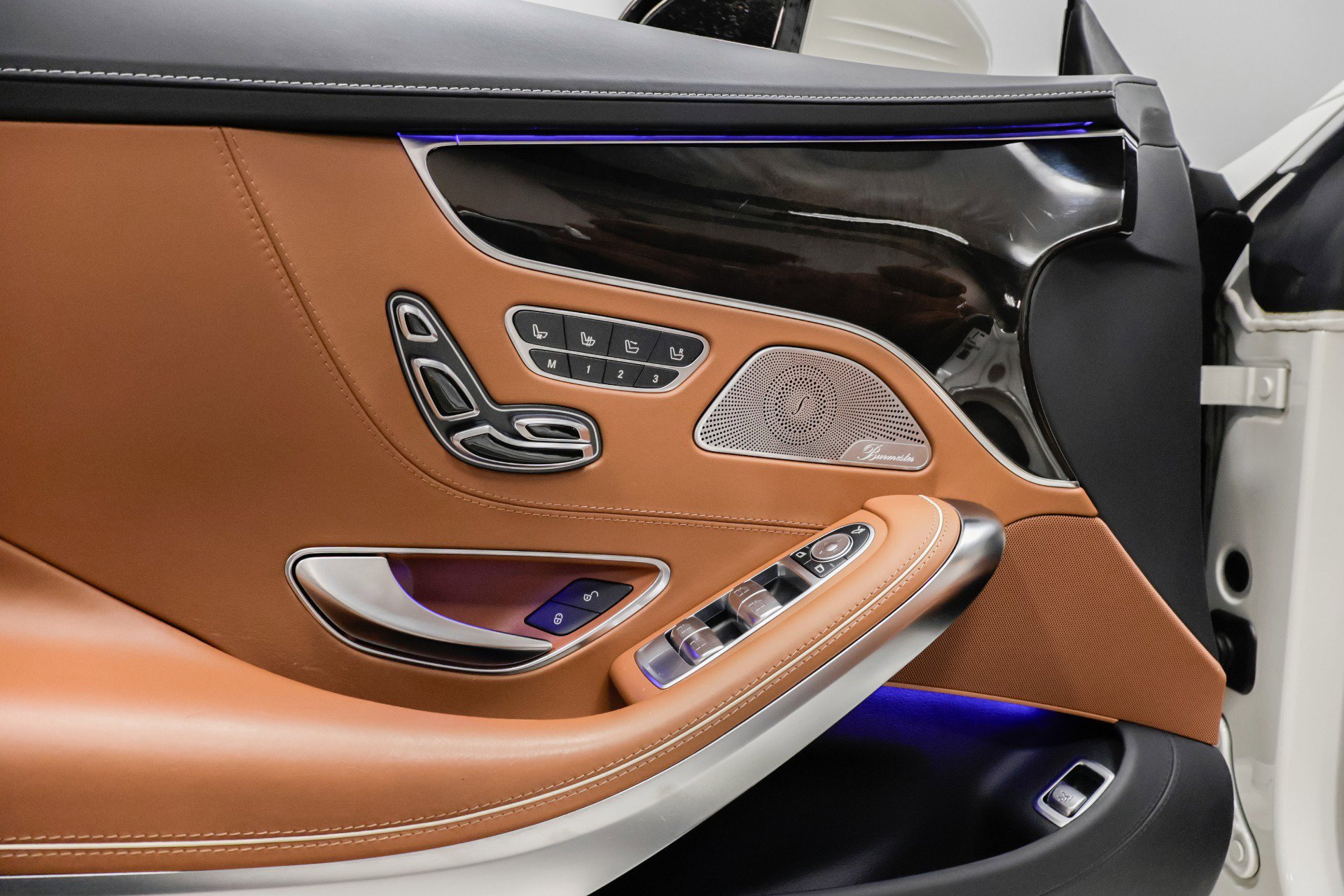 Used 2017 Mercedes-Benz S 550 Cabriolet w/ Sport Package image 27