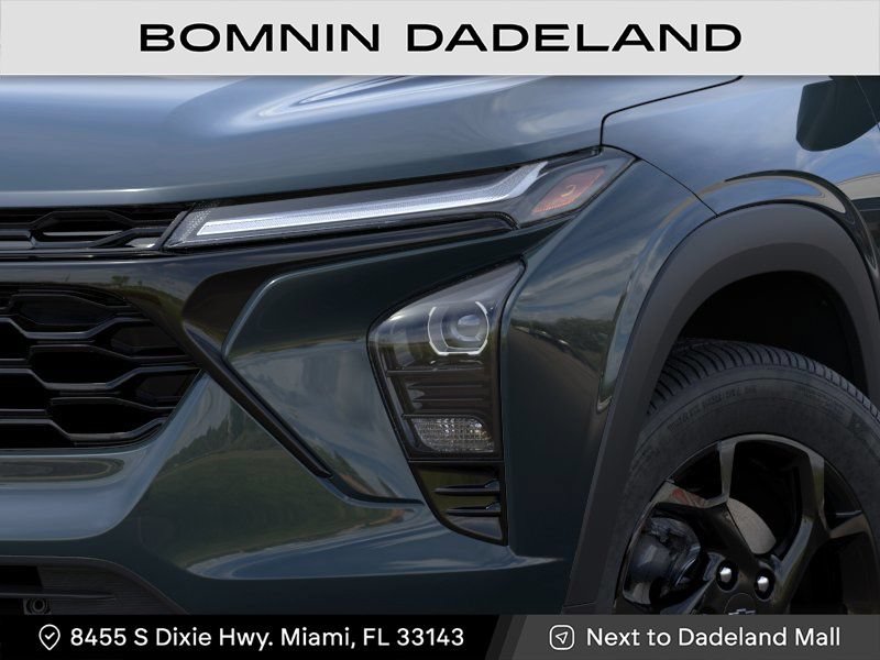 New 2026 Chevrolet Trax LT w/ Midnight Edition FWD image 11