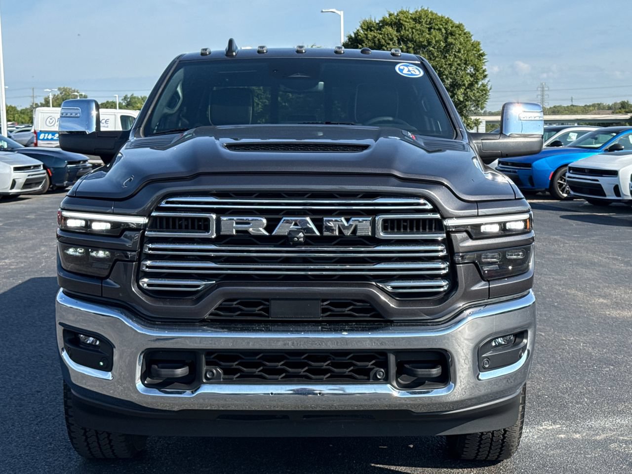 Used 2025 RAM 2500 Laramie AWD/4WD image 7