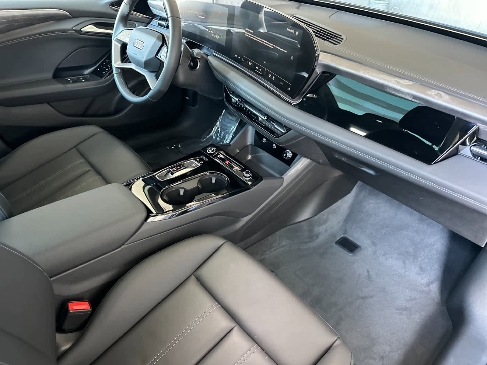 Used 2025 Audi A6 e-tron Prestige w/ Convenience Package RWD image 16