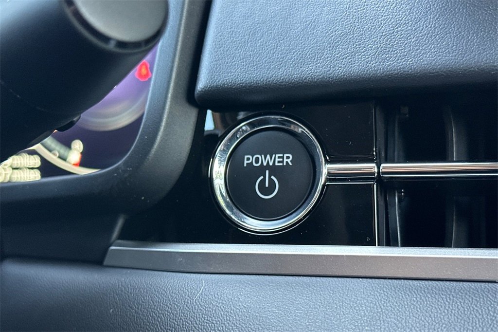 New 2025 Mitsubishi Outlander SEL image 23