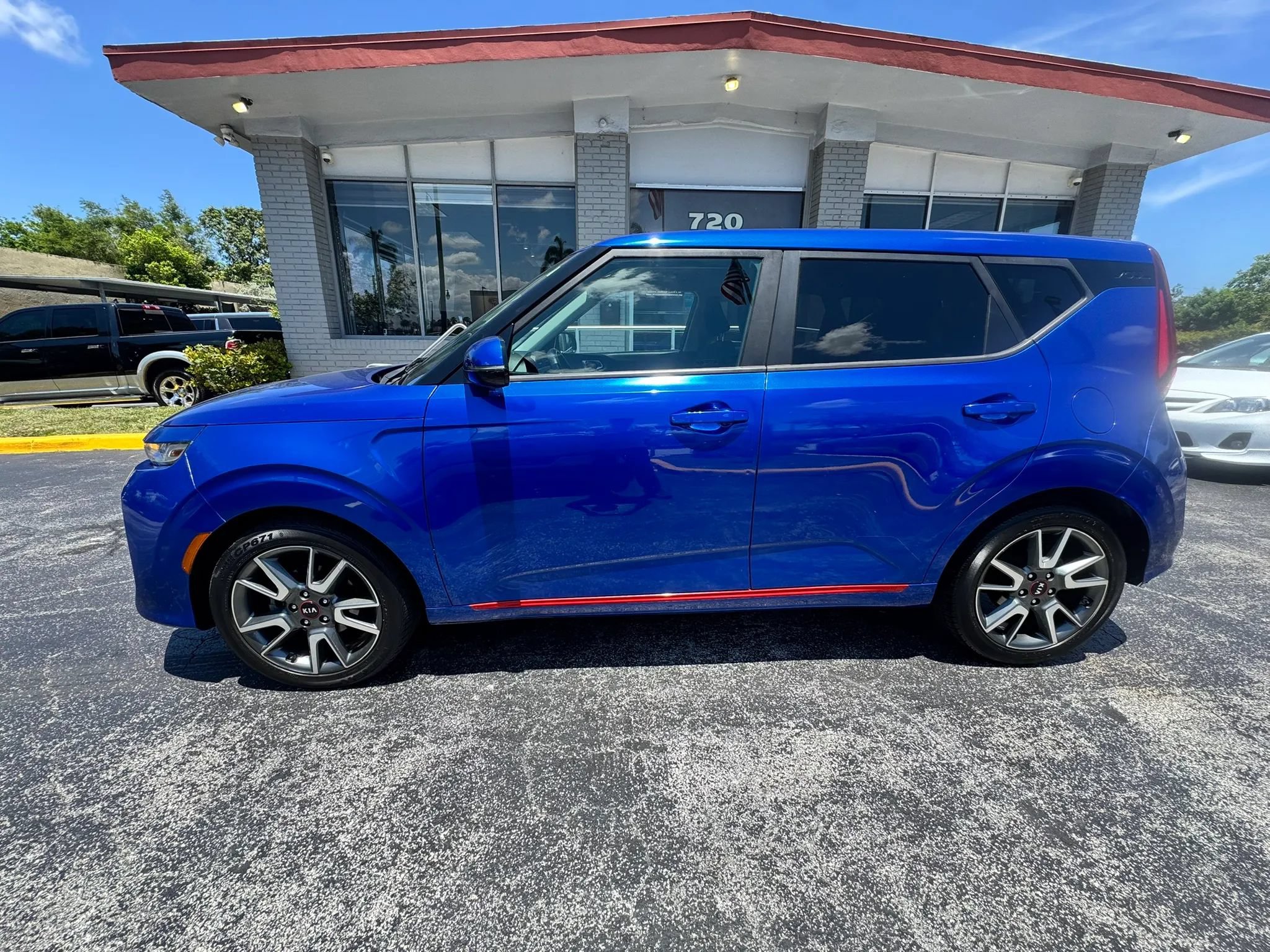 Used 2020 Kia Soul GT-Line FWD image 9