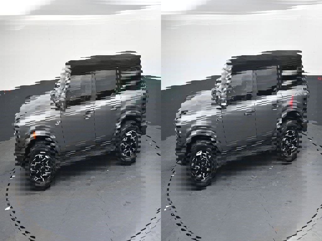 Used 2021 Ford Bronco Outer Banks image 20