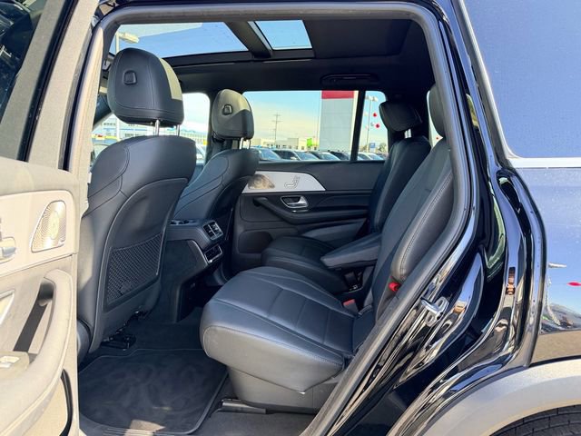 Used 2024 Mercedes-Benz GLS 450 4MATIC image 14