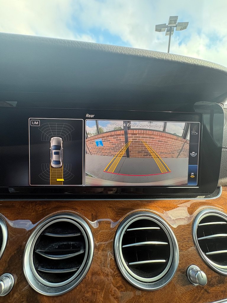 Used 2018 Mercedes-Benz E 300 image 12