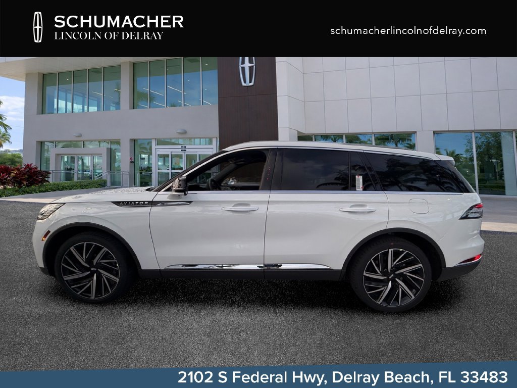New 2027 Lincoln Aviator Reserve AWD/4WD image 4