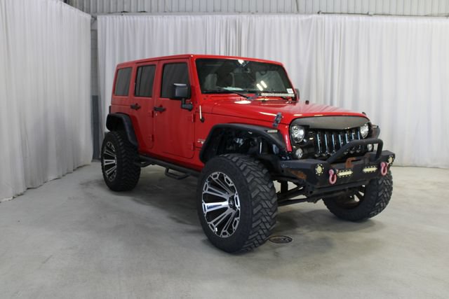 Used 2018 Jeep Wrangler Unlimited Sahara AWD/4WD image 24