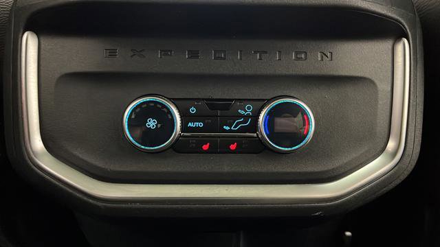 Used 2025 Ford Expedition Max King Ranch AWD/4WD image 38