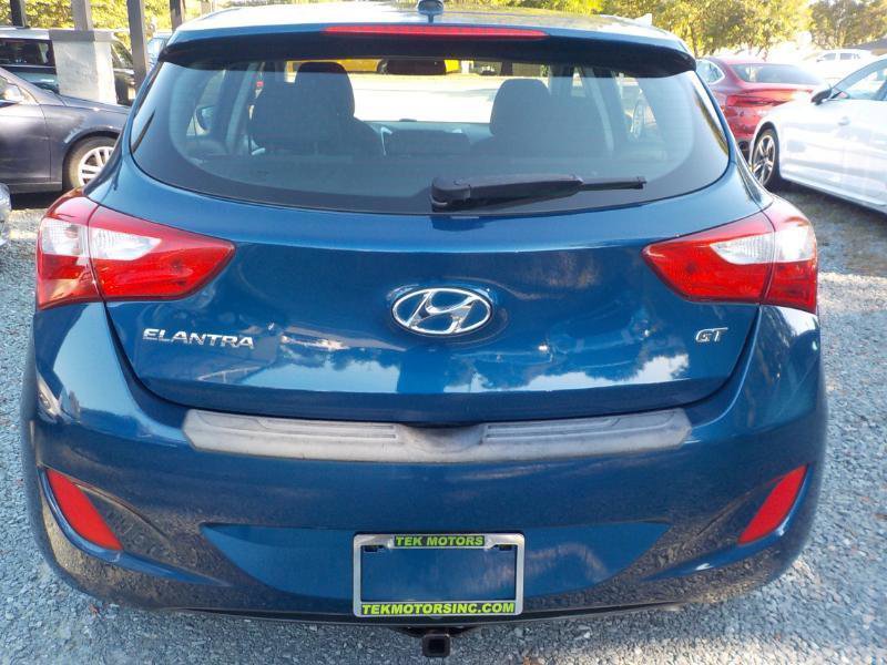 Used 2016 Hyundai Elantra GT FWD image 4