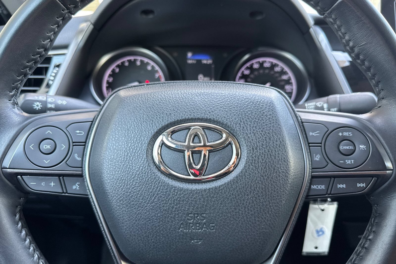 Used 2022 Toyota Camry SE FWD image 22