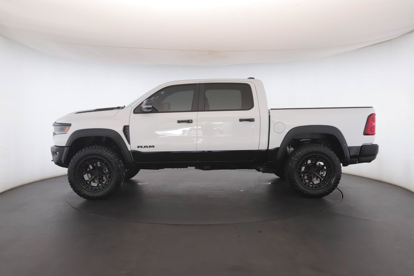 New 2026 RAM 1500 RHO w/ RHO Level 1 Equipment Group AWD/4WD image 23