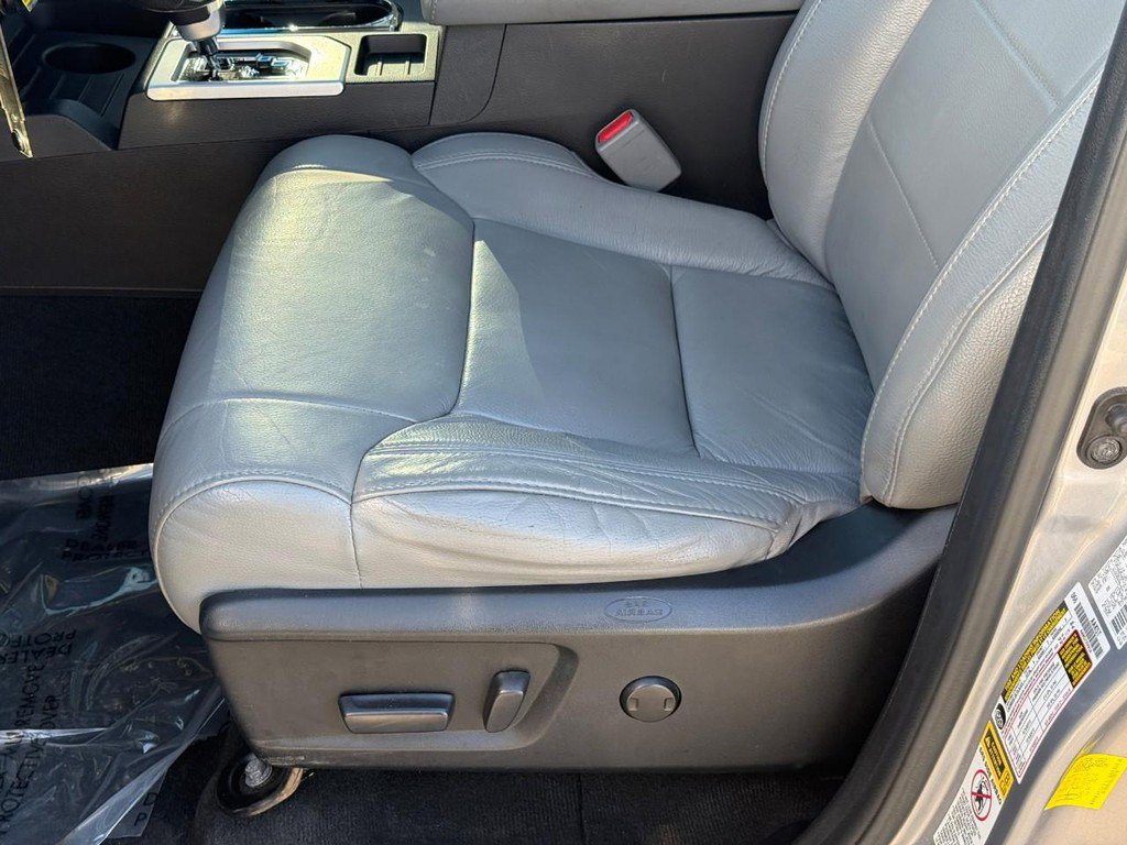 Used 2016 Toyota Tundra Limited w/ Limited Premium Package image 19