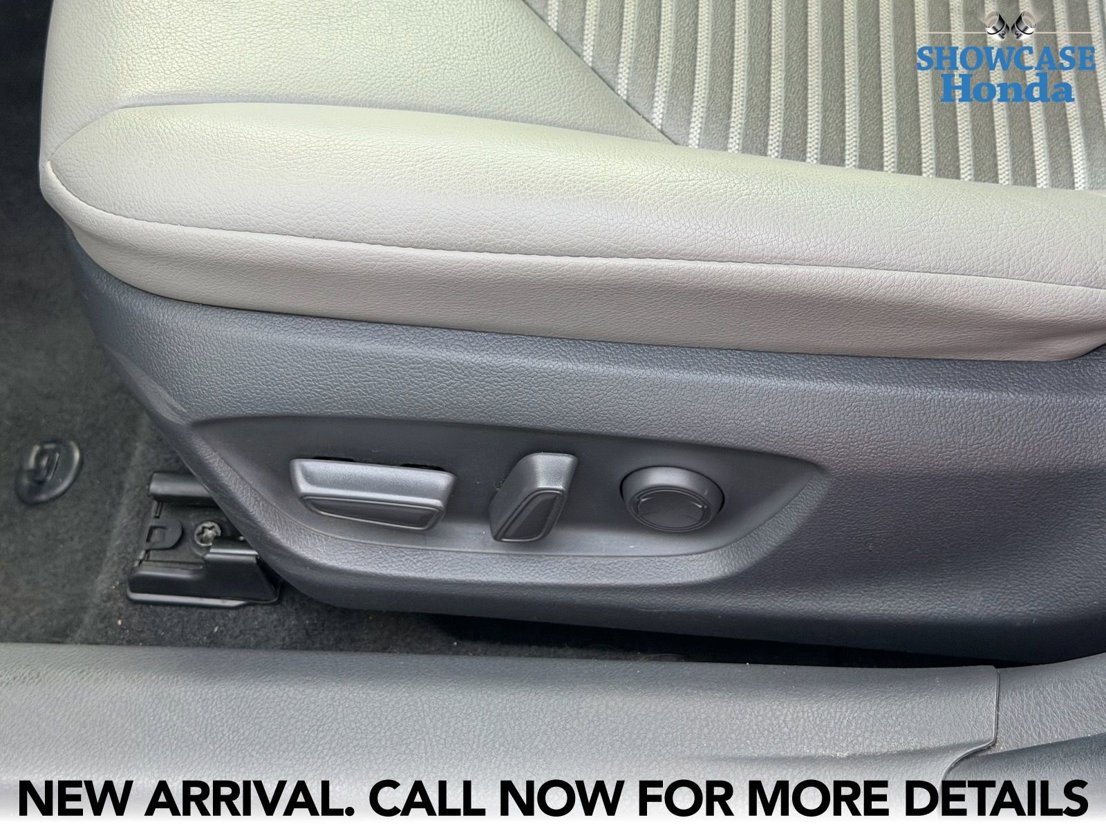 Used 2021 Toyota Camry SE w/ Carpet Mat Package (TMS) FWD image 8