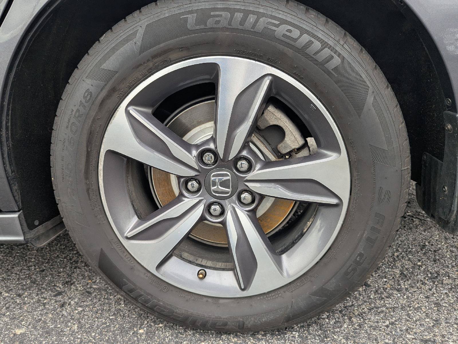 Used 2018 Honda Odyssey Touring image 11
