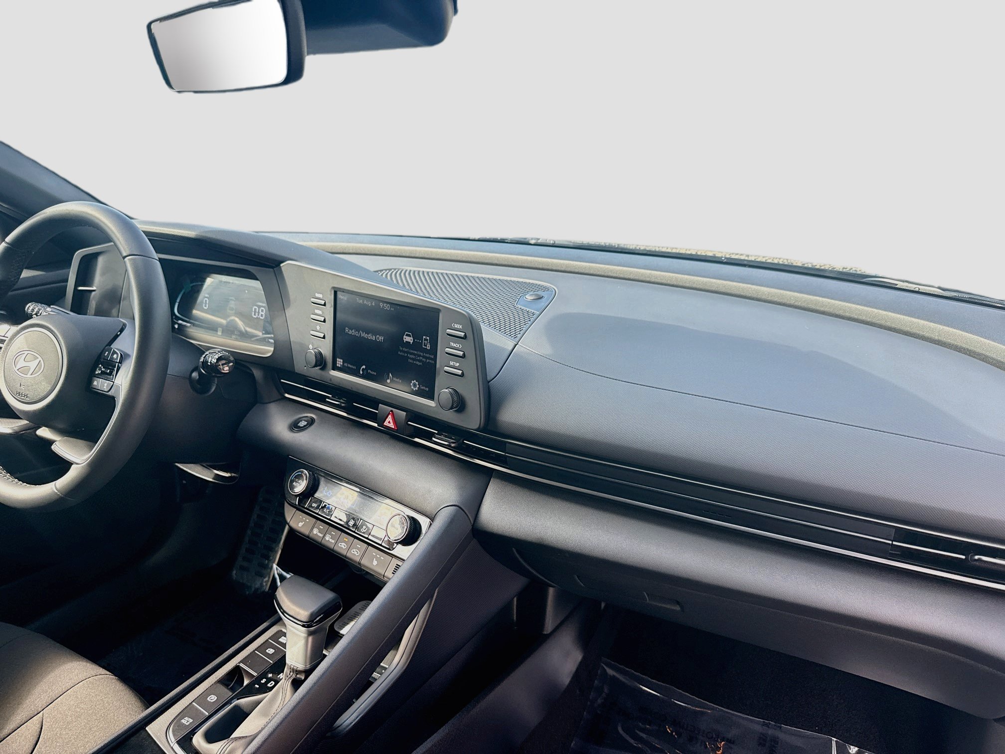 Used 2026 Hyundai Elantra SEL Sport FWD image 29