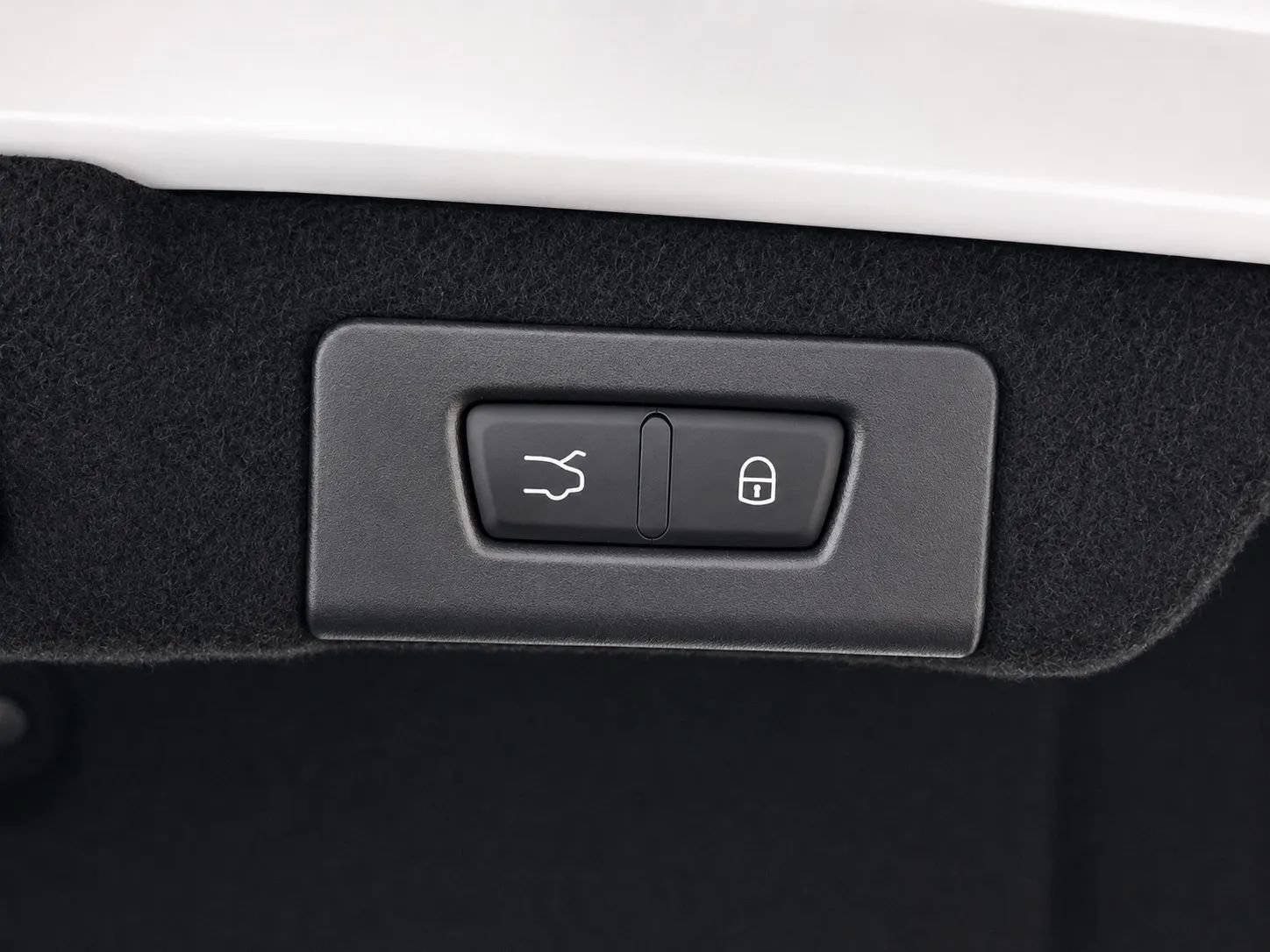 Used 2023 Maserati Quattroporte Modena RWD image 19