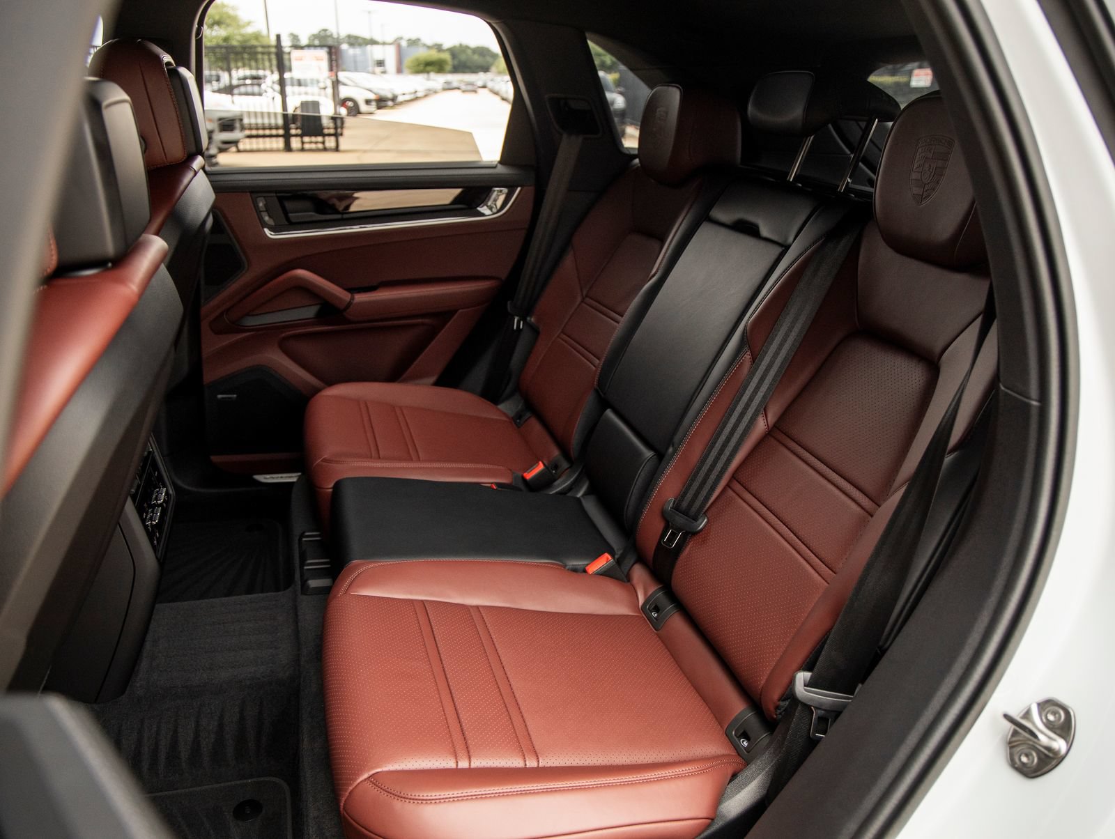 New 2026 Porsche Cayenne S AWD/4WD image 32