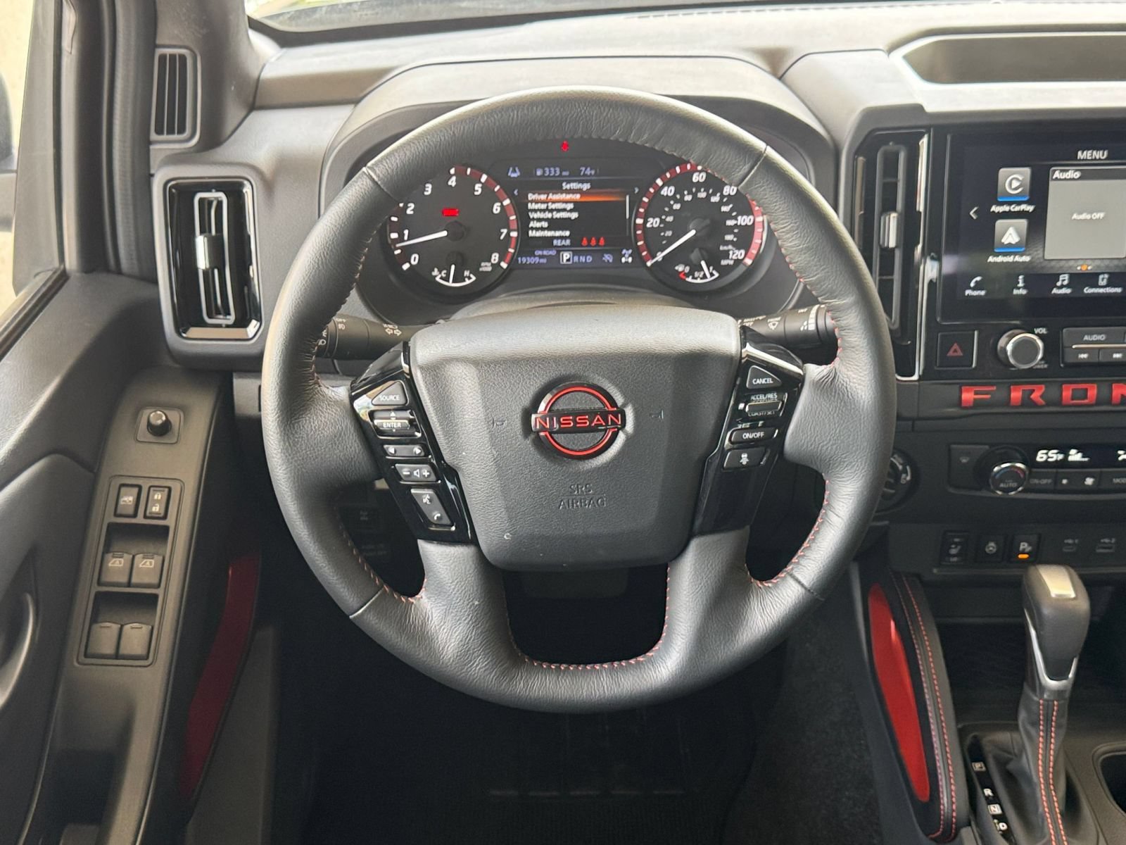Used 2026 Nissan Frontier PRO-4X AWD/4WD image 28