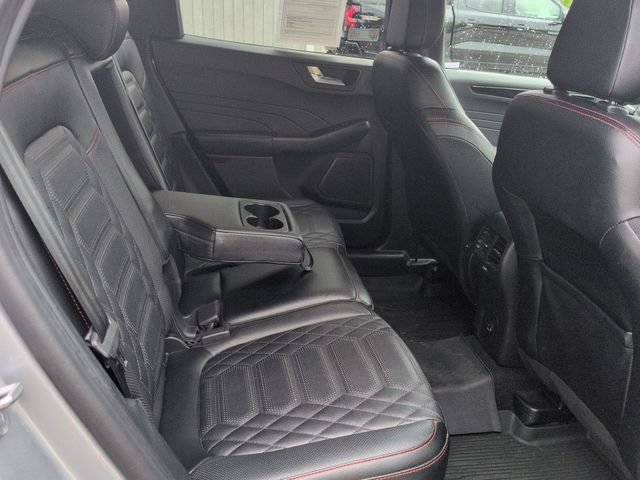 Used 2023 Ford Escape ST-Line Elite w/ Premium Technology Package AWD/4WD image 30