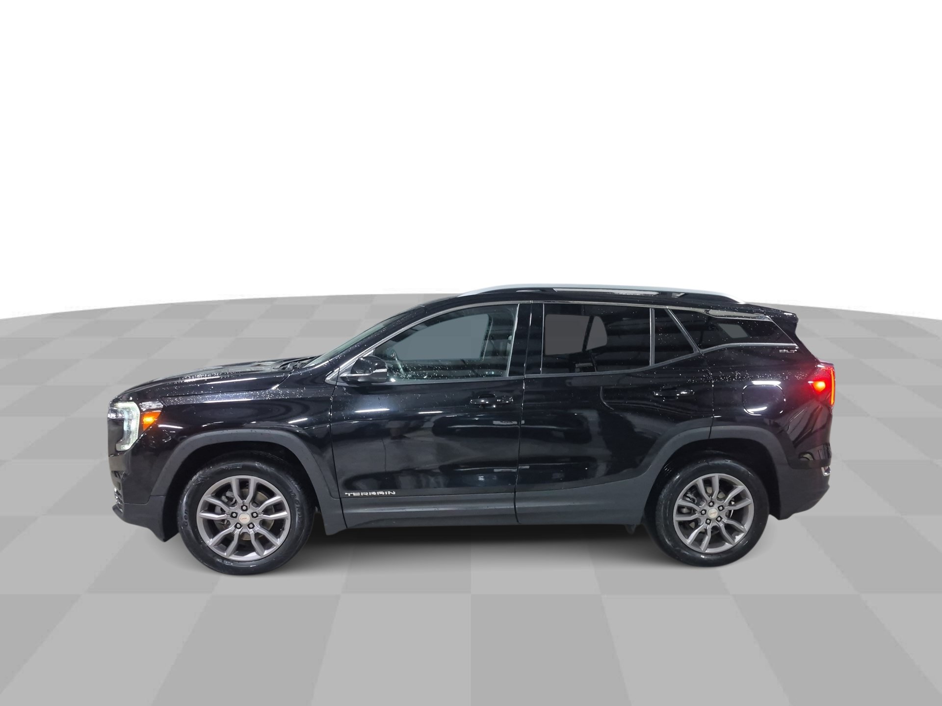 Used 2024 GMC Terrain SLT AWD/4WD image 6