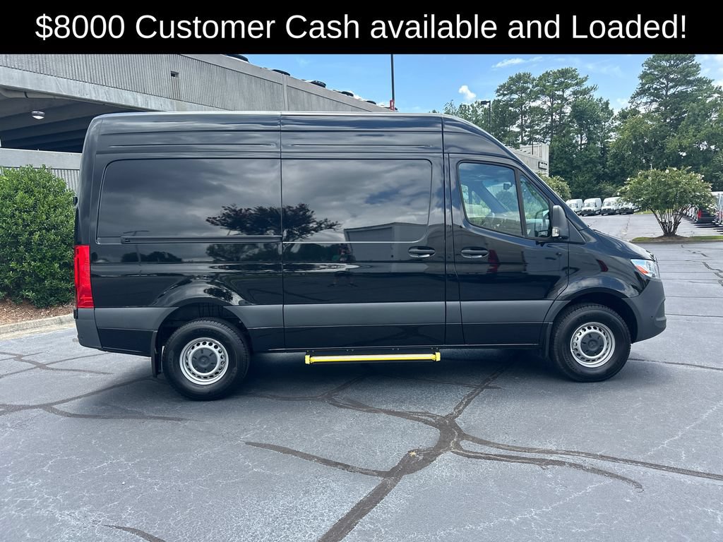 Used 2025 Mercedes-Benz Sprinter 2500 image 8