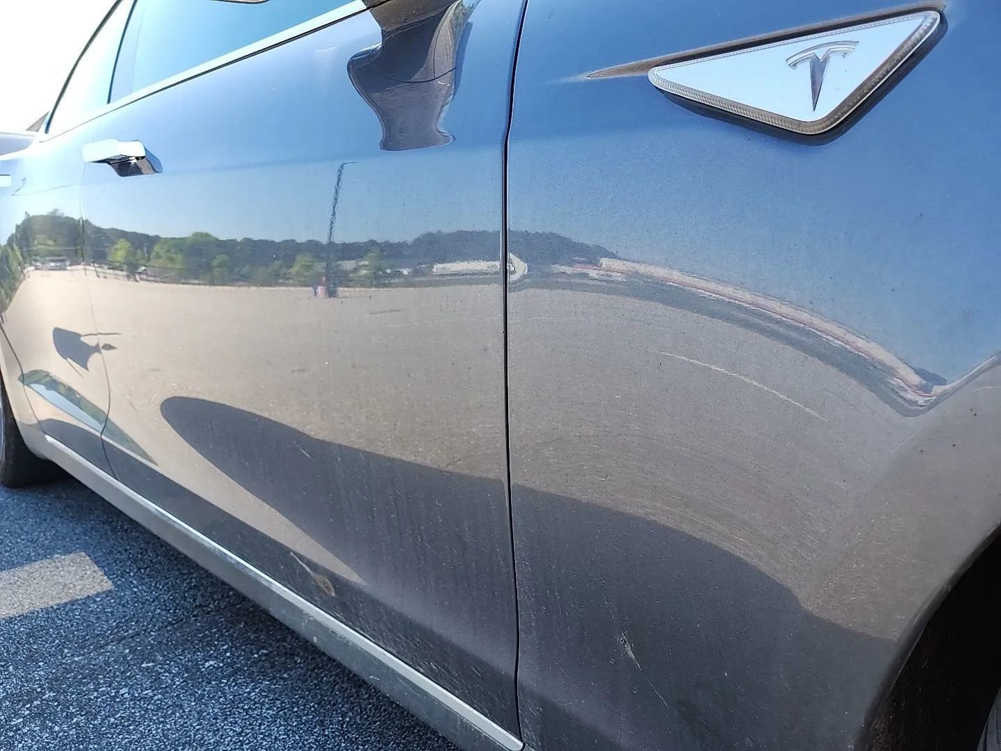 Used 2015 Tesla Model S 85D image 33