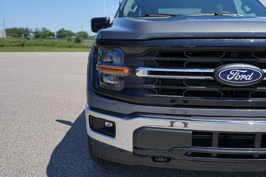 Used 2025 Ford F150 XLT w/ Equipment Group 301A Standard AWD/4WD image 4