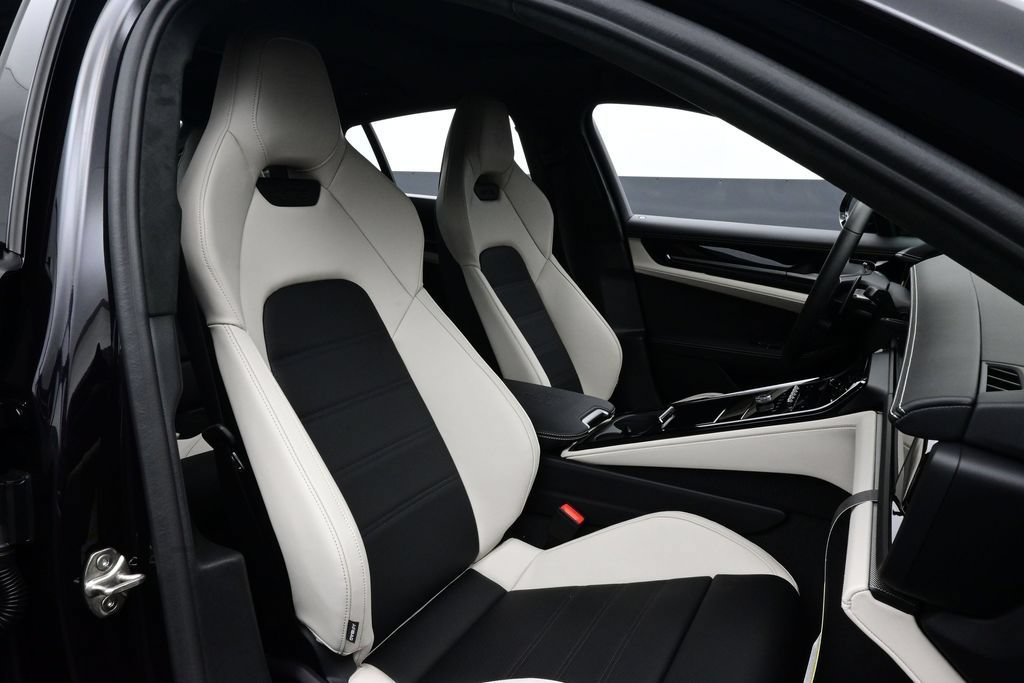 New 2026 Porsche Panamera GTS AWD/4WD image 18