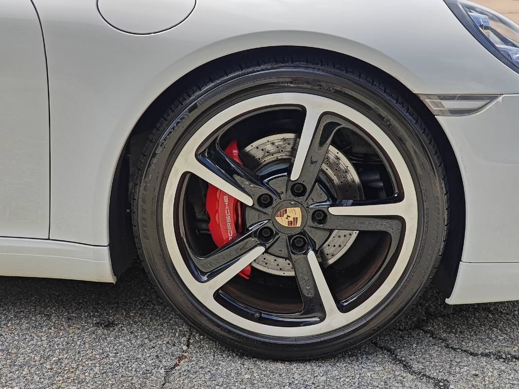 Used 2015 Porsche 911 Carrera S RWD image 10