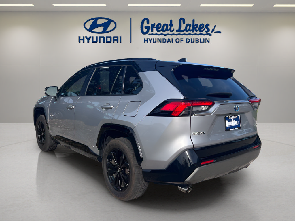 Used 2022 Toyota RAV4 XSE AWD/4WD image 3