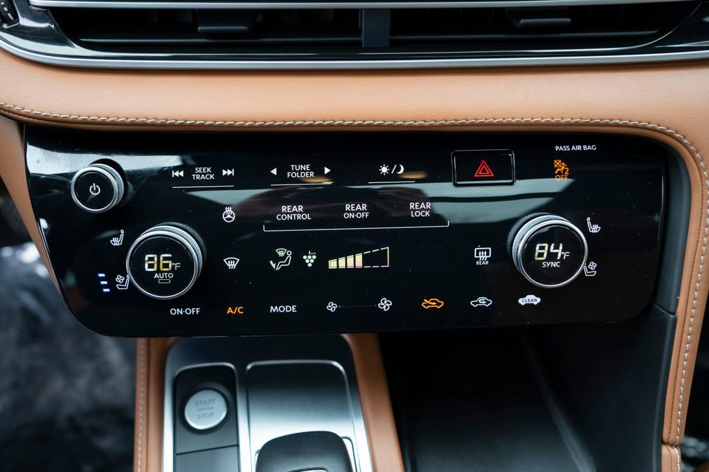 Used 2025 INFINITI QX60 Autograph w/ Cargo Package image 31