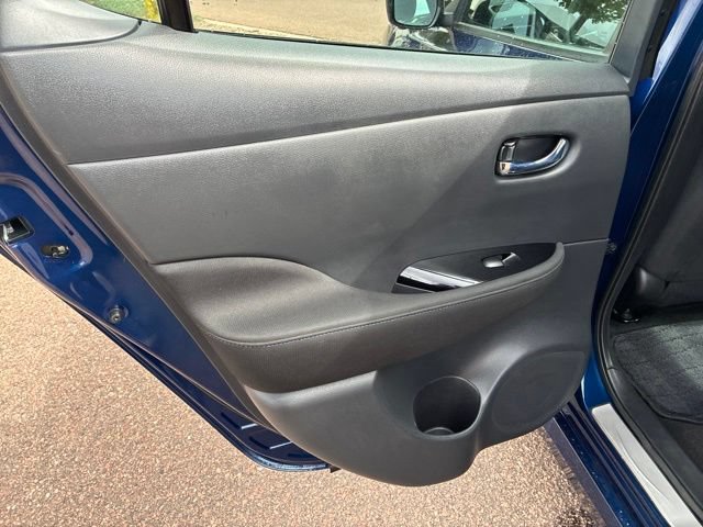 Certified 2025 Nissan Leaf SV Plus FWD image 21