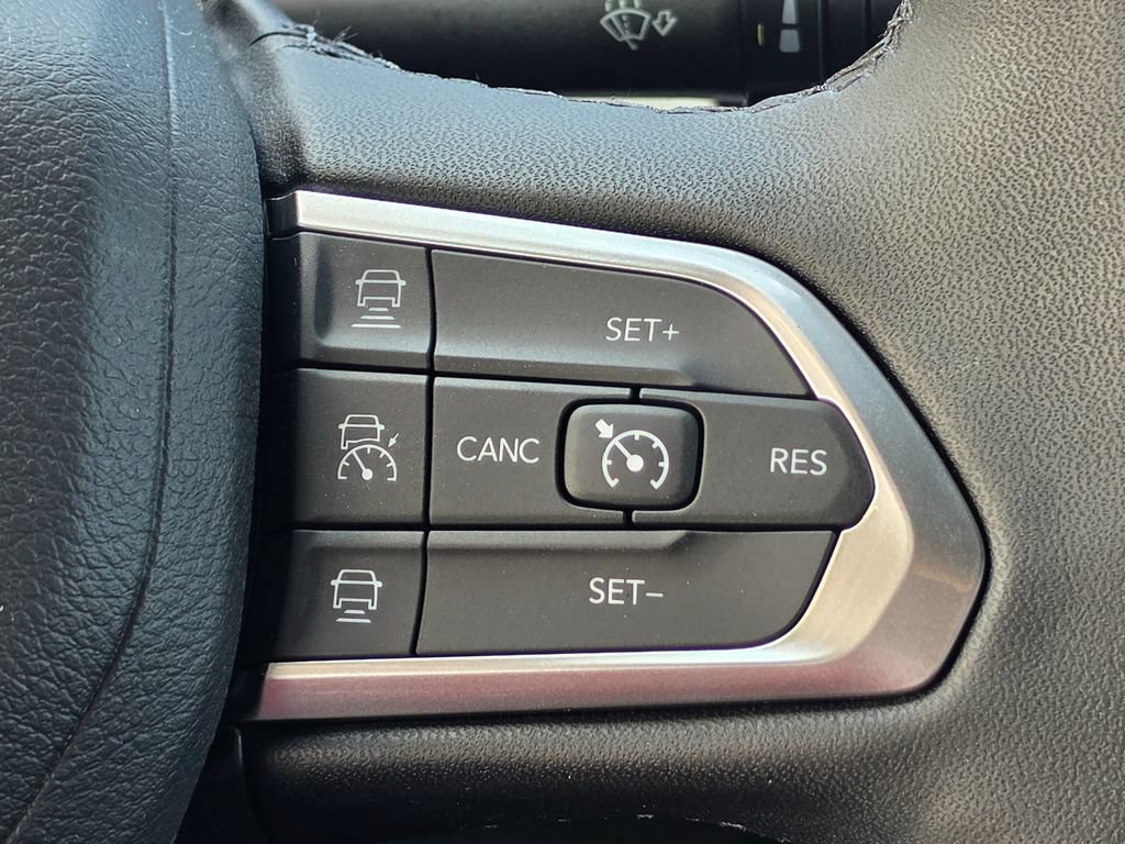 Used 2024 Jeep Compass Limited w/ Elite Group AWD/4WD image 18