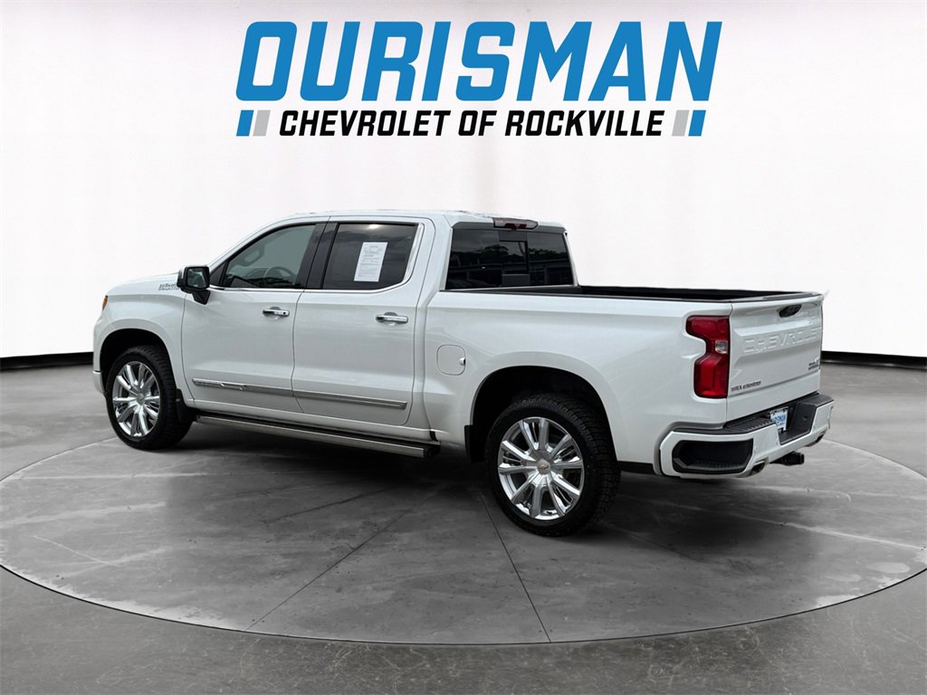 Used 2023 Chevrolet Silverado 1500 High Country w/ High Country Premium Package image 4