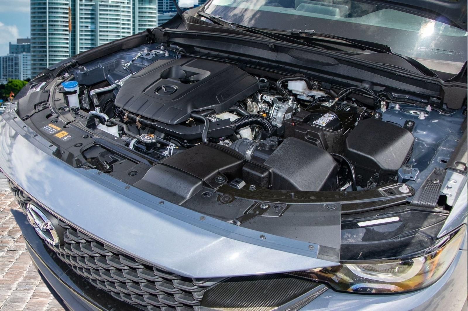 Used 2025 MAZDA CX-50 AWD 2.5 S w/ Cargo Package image 35