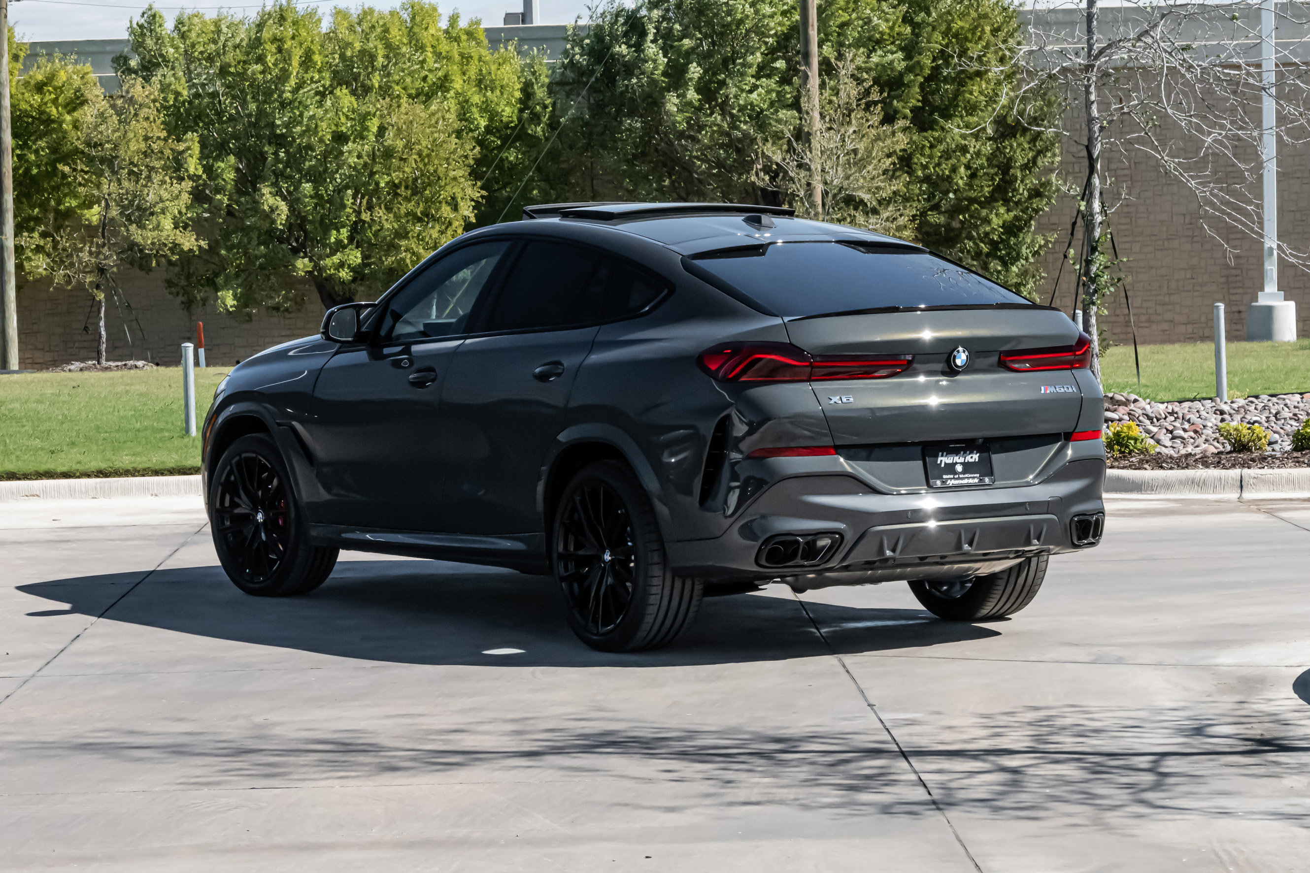 New 2026 BMW X6 M60i image 3
