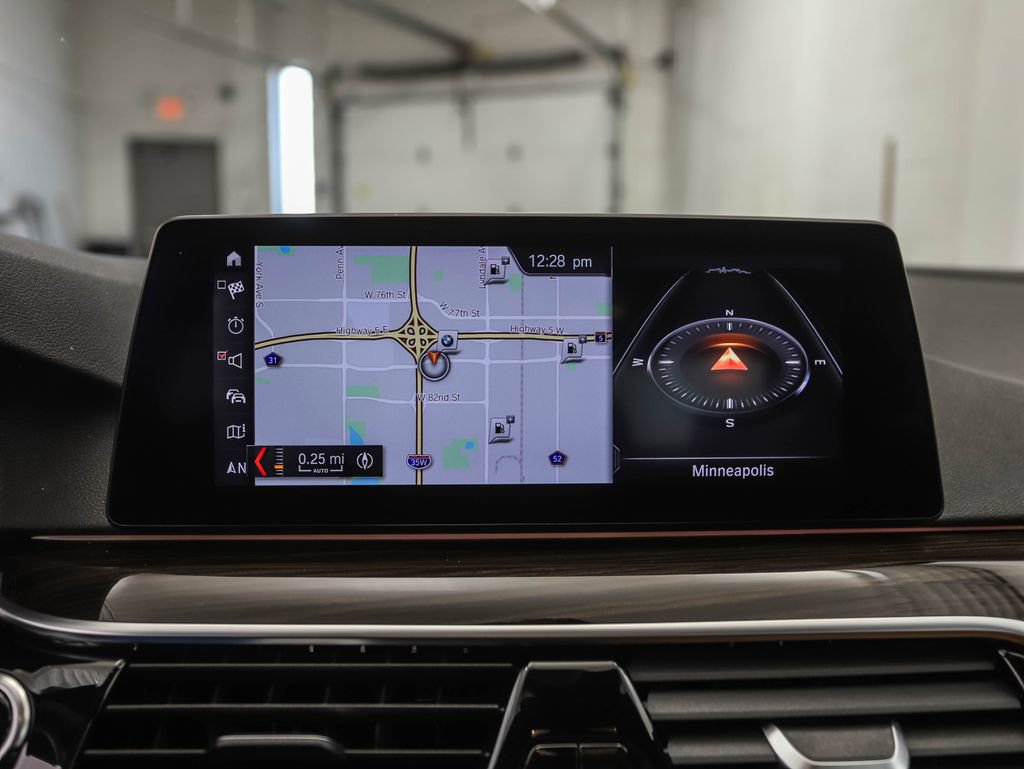 Used 2019 BMW 530i xDrive w/ Convenience Package image 15