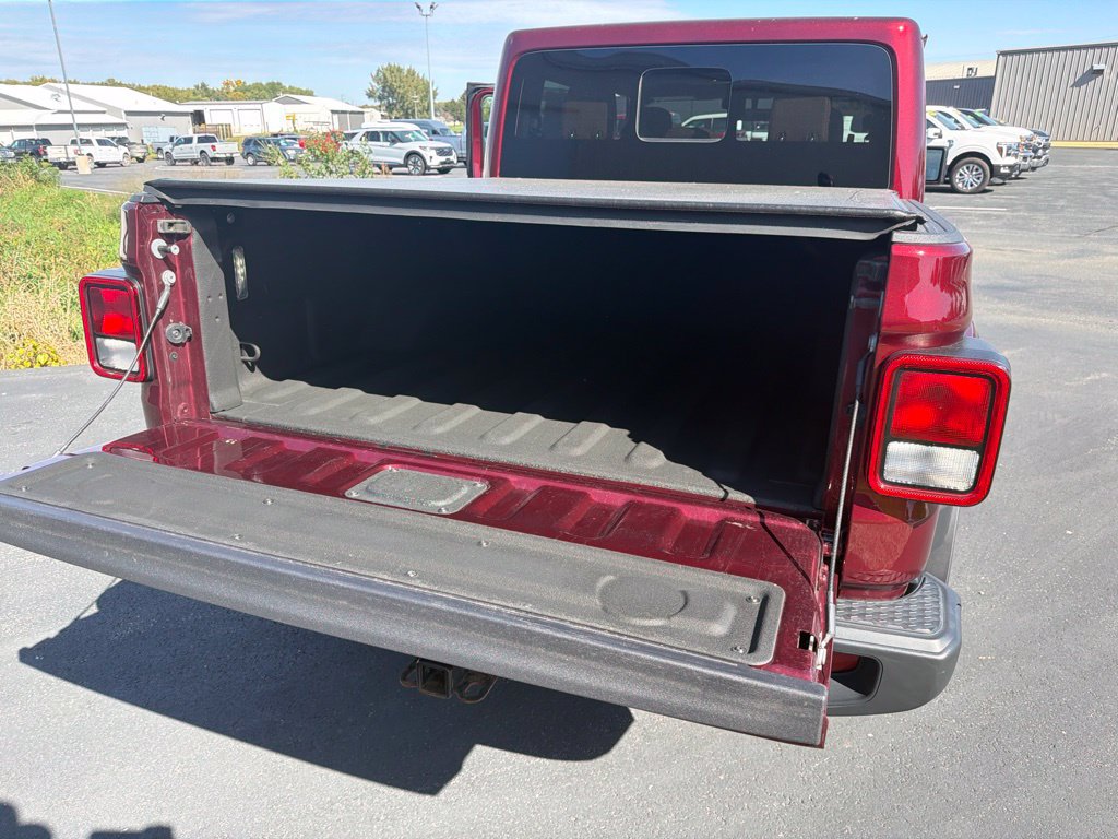 Used 2021 Jeep Gladiator Overland w/ Popular Equipment Package AWD/4WD image 15