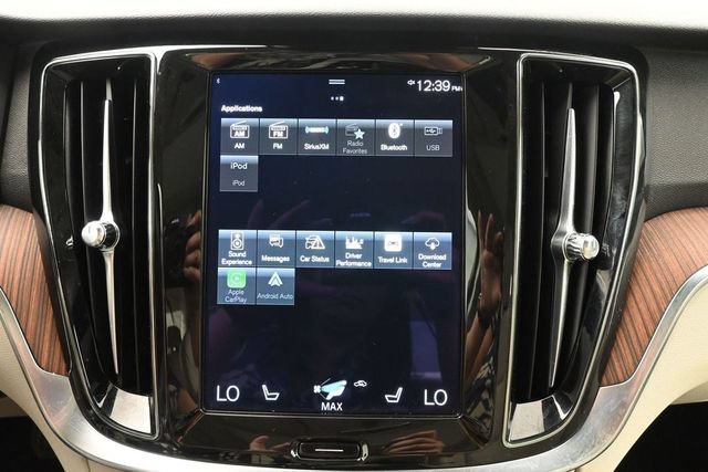 Used 2021 Volvo S60 T5 Momentum w/ Premium Package FWD image 14