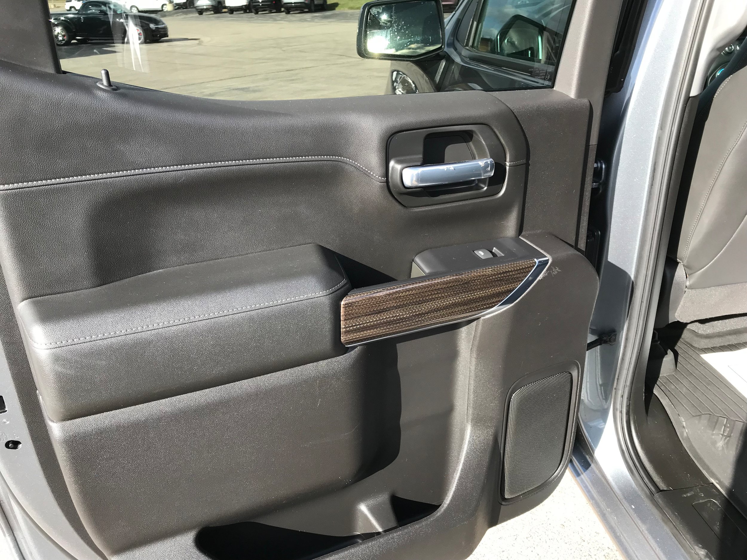 Used 2020 Chevrolet Silverado 1500 RST AWD/4WD image 14